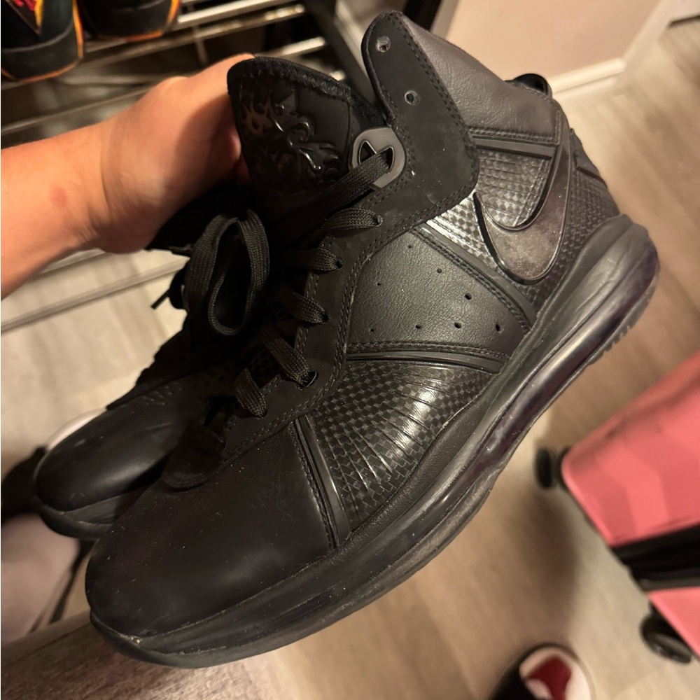 Nike LeBron 8 triple black size 10.5